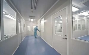 8 Key Considerations for ventilation, air conditioning and air filtration in pharmaceutical factory clean rooms